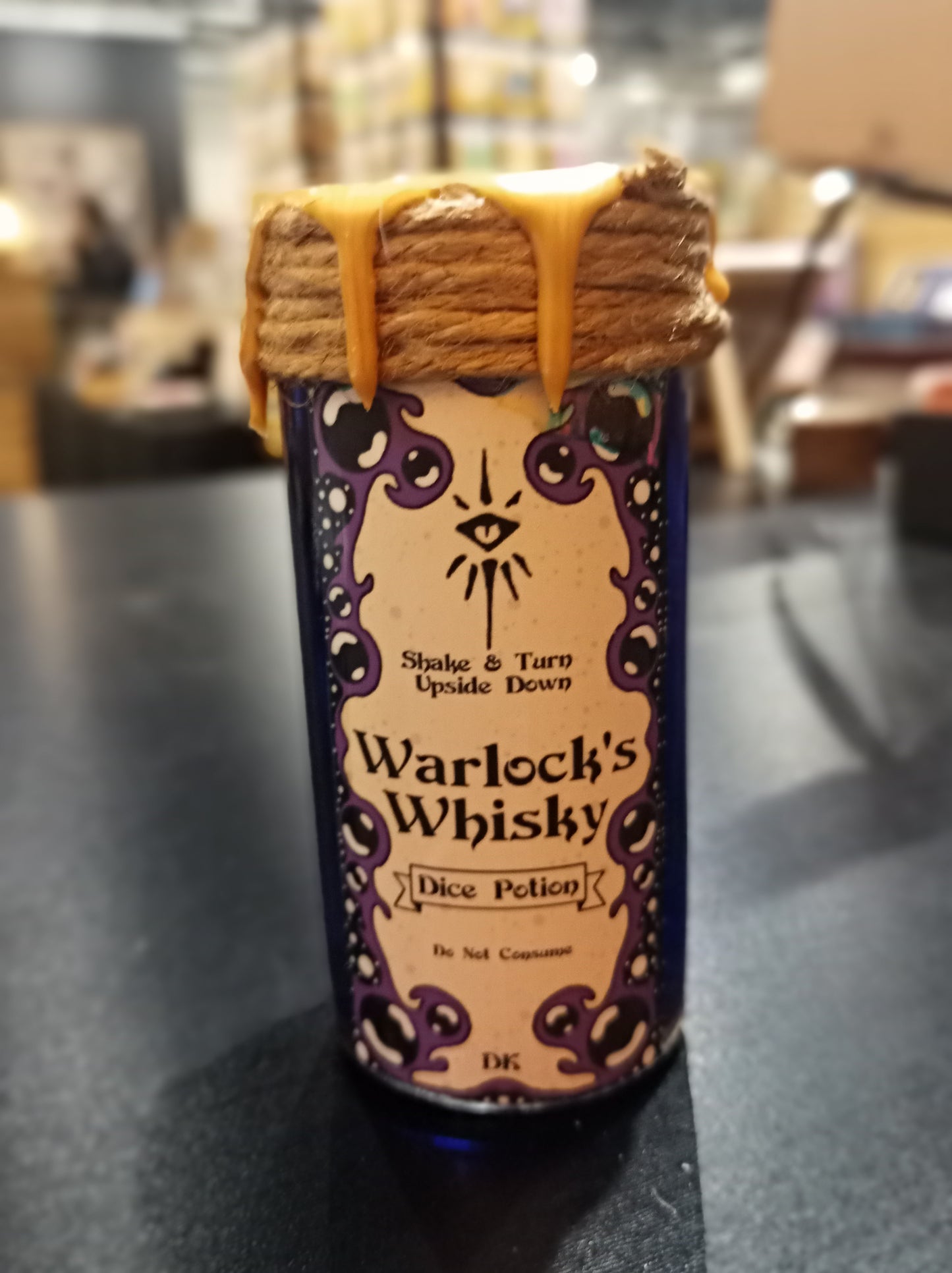 Warlock's Whisky Floating Dice Potion | TTRPG | Deviant Kreations - Deviantkreations