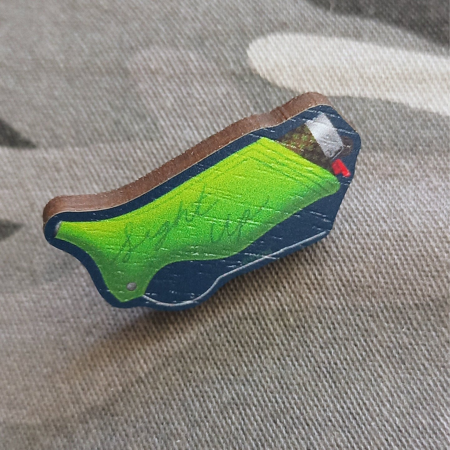 Light Up | Wooden Pin 1.5" | Deviant Kreations - Deviantkreations